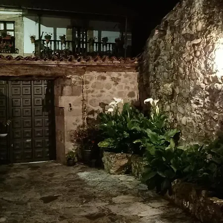 Casa El Envero Holiday home Saro